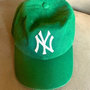 Green New York Yankees Baseball Cap